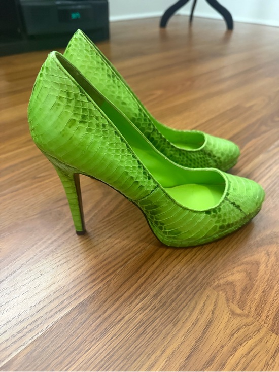 Lauren Ralph Lauren Shoes - Lauren Ralph Lauren Kailee lime green snakeskin pointed-toe stiletto pumps 8